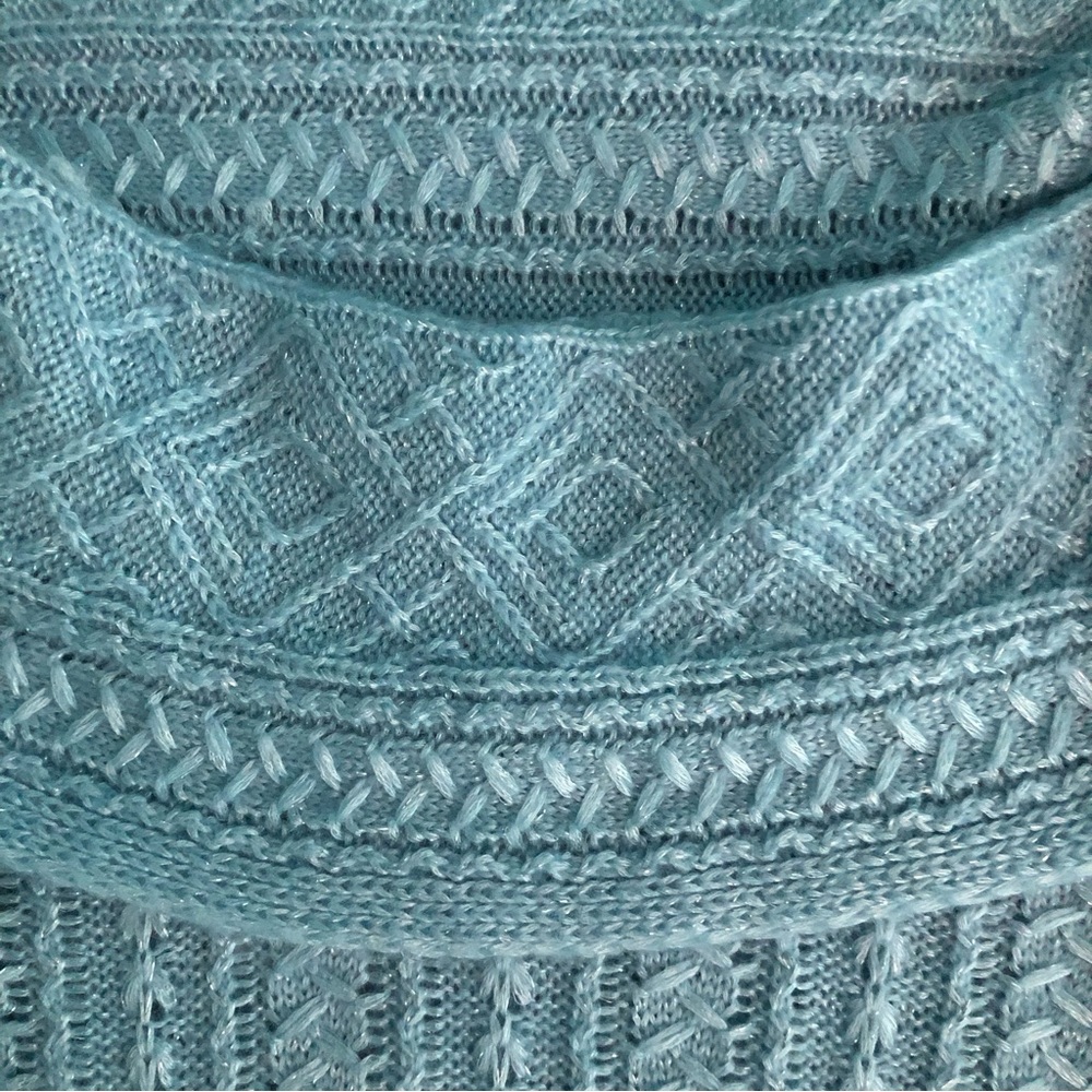 ⭐️NEW⭐️White House Black Market (WHBM) Off-The-Shoulder Cable Knit Sweater Blue - Picture 9 of 13